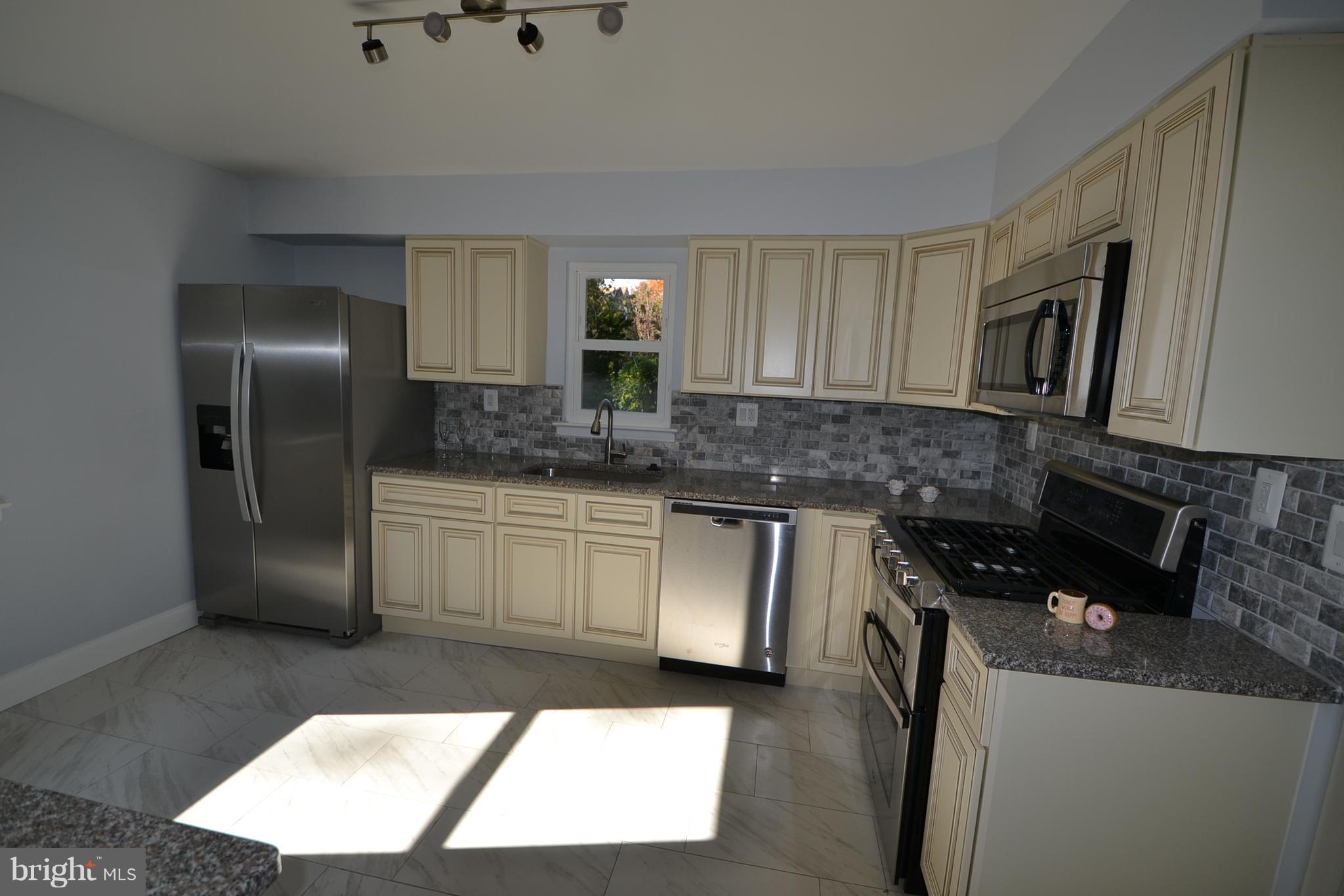 2508 Steele Road Baltimore, MD 21209 - Photo 6 of 25 Kitchen #1