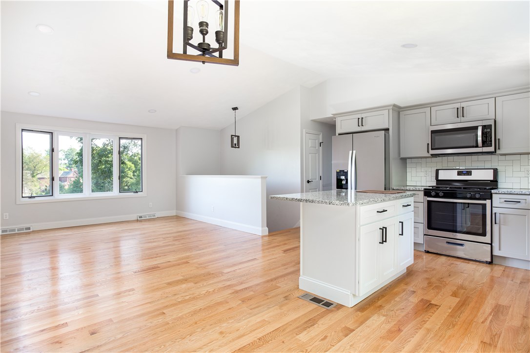 22 Silver Spring Road North Kingstown, RI 02852 - Photo 11 of 33 Gallery Image 11