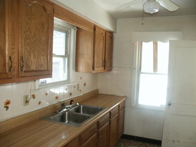2178 Gerbert Road Columbus, OH 43211 - Photo 4 of 9 Gallery Image 4
