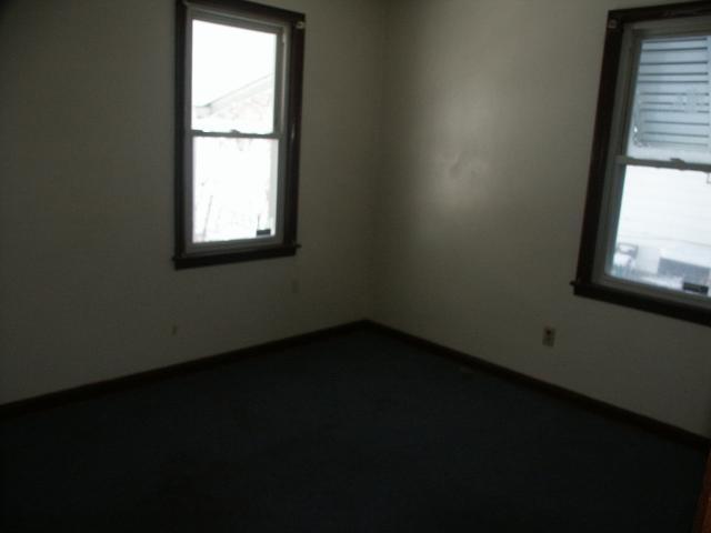 2178 Gerbert Road Columbus, OH 43211 - Photo 8 of 9 Gallery Image 8