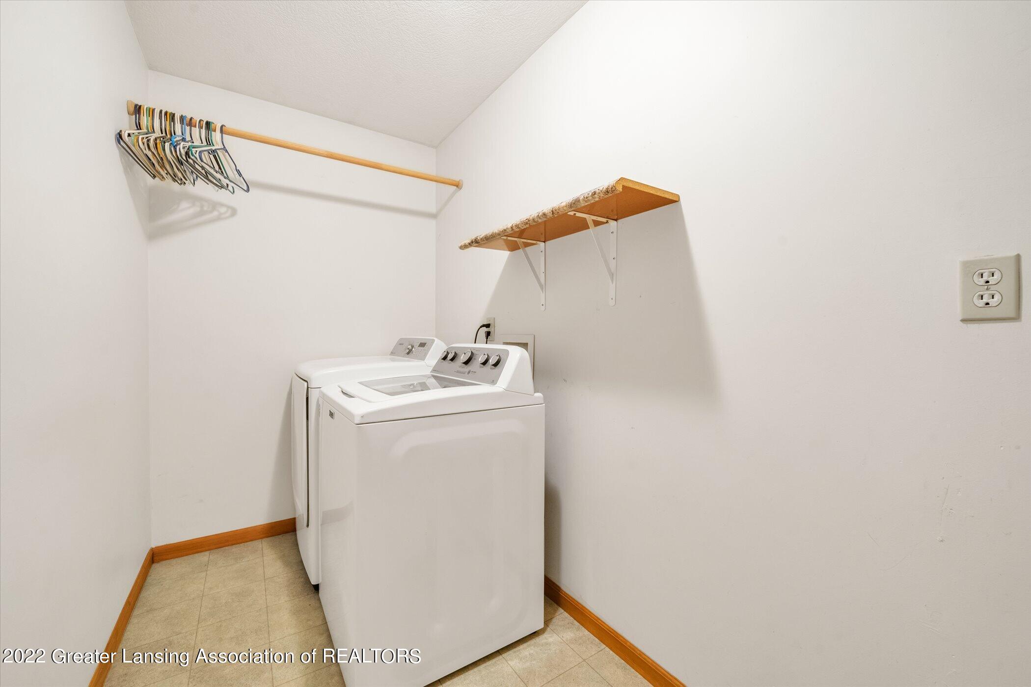 2104 Maurer Road Charlotte, MI 48813 - Photo 23 of 48 23-2104-Maurer-Rd-WindowStill-Real-Estat