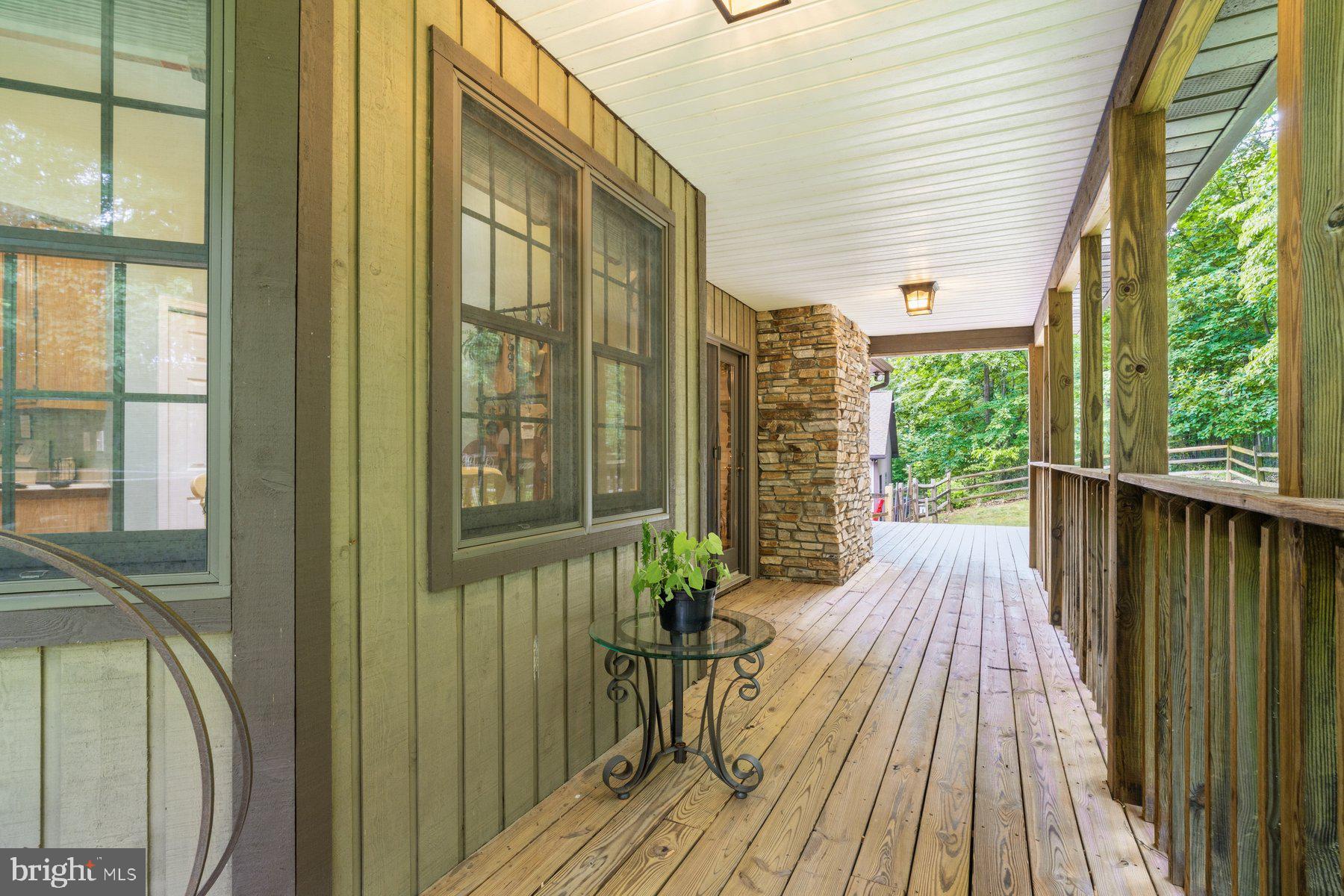 3788 Roop Road New Windsor, MD 21776 - Photo 26 of 33 Exterior rear deck