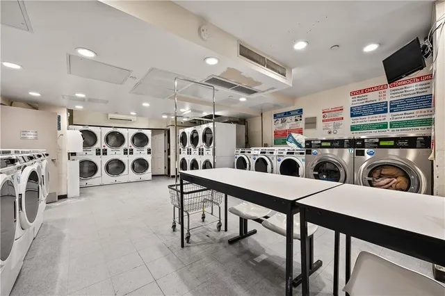 $499,000 | 40 Brighton 1st Road, Unit 10G | Brighton Beach