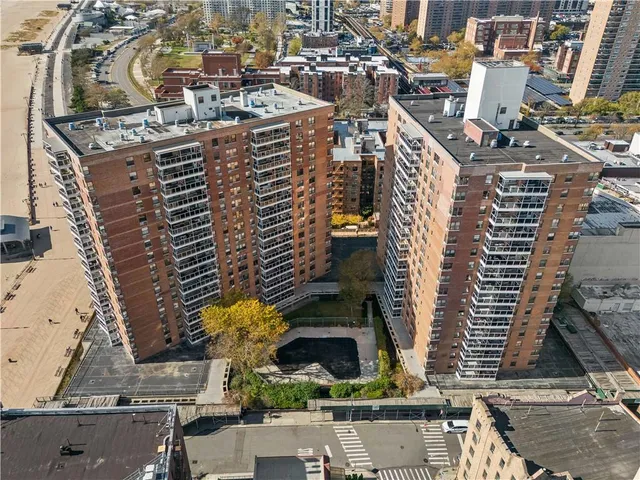 $499,000 | 40 Brighton 1st Road, Unit 10G | Brighton Beach