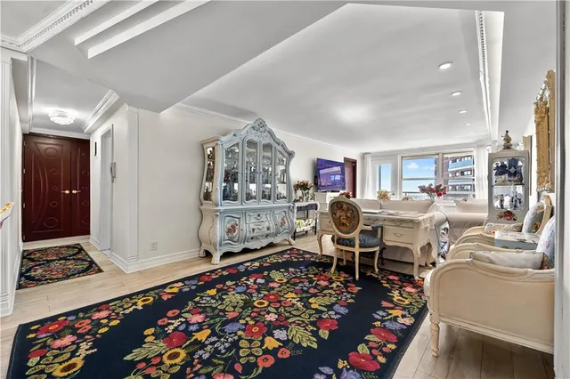 $499,000 | 40 Brighton 1st Road, Unit 10G | Brighton Beach