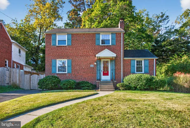 $649,900 | 10018 Brookmoor Drive, Silver Spring, MD 20901