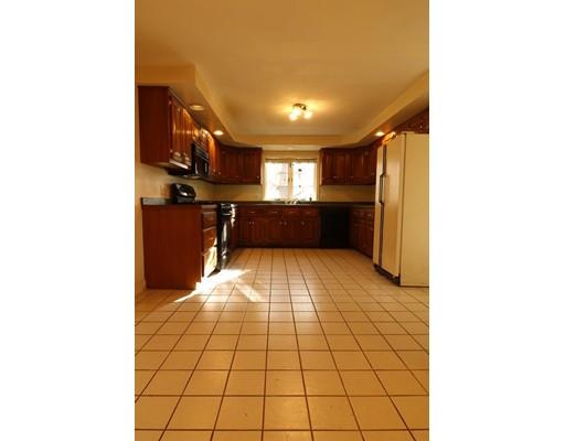 8 Tree Top Way Methuen, MA 01844 - Photo 4 of 21 Gallery Image 4