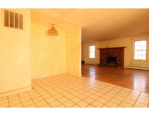 8 Tree Top Way Methuen, MA 01844 - Photo 6 of 21 Gallery Image 6