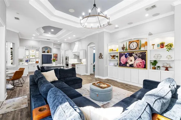 $970,000 | 16109 Ternglade Drive, Lithia, FL 33547