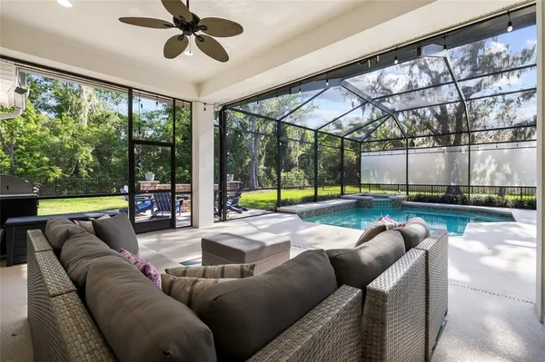 $970,000 | 16109 Ternglade Drive, Lithia, FL 33547