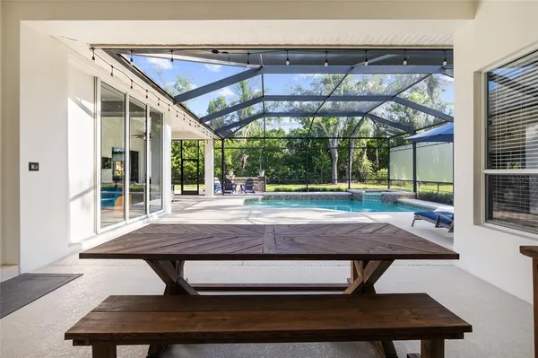 $970,000 | 16109 Ternglade Drive, Lithia, FL 33547