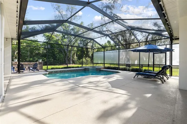 $970,000 | 16109 Ternglade Drive, Lithia, FL 33547