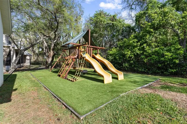 $970,000 | 16109 Ternglade Drive, Lithia, FL 33547