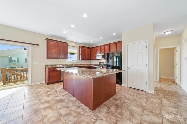 9774 Cummings Street Huntley, IL 60142 - Photo 5 of 26