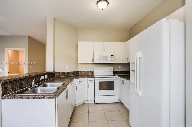 $2,145 | 24521 Southwest 110th Avenue, Homestead, FL 33032