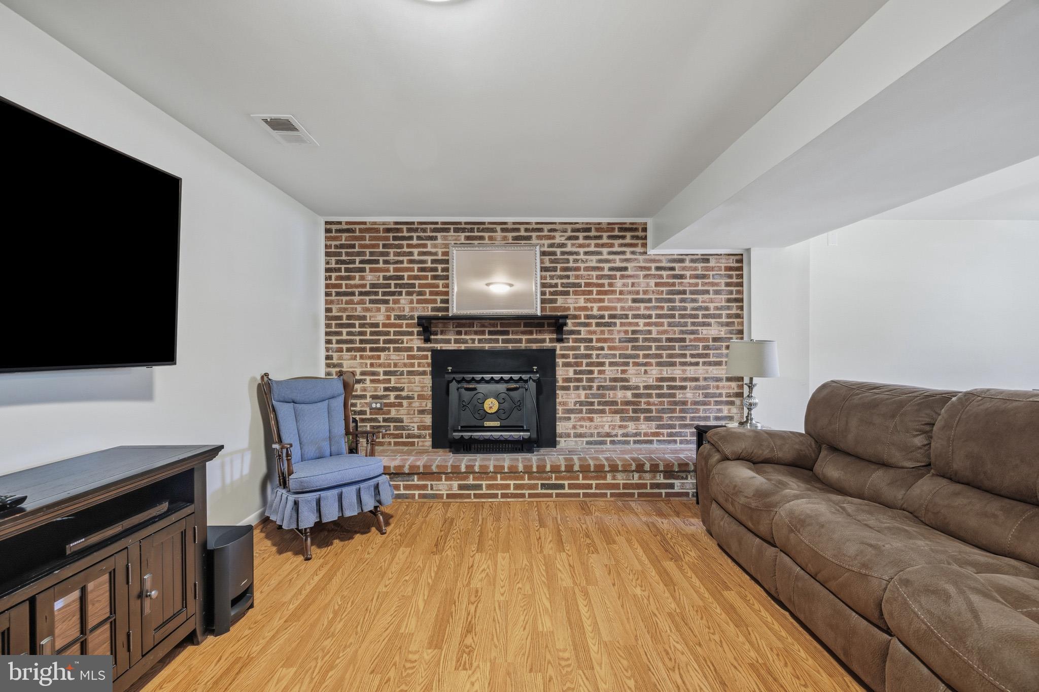 758 208th Street Pasadena, MD 21122 - Photo 24 of 42