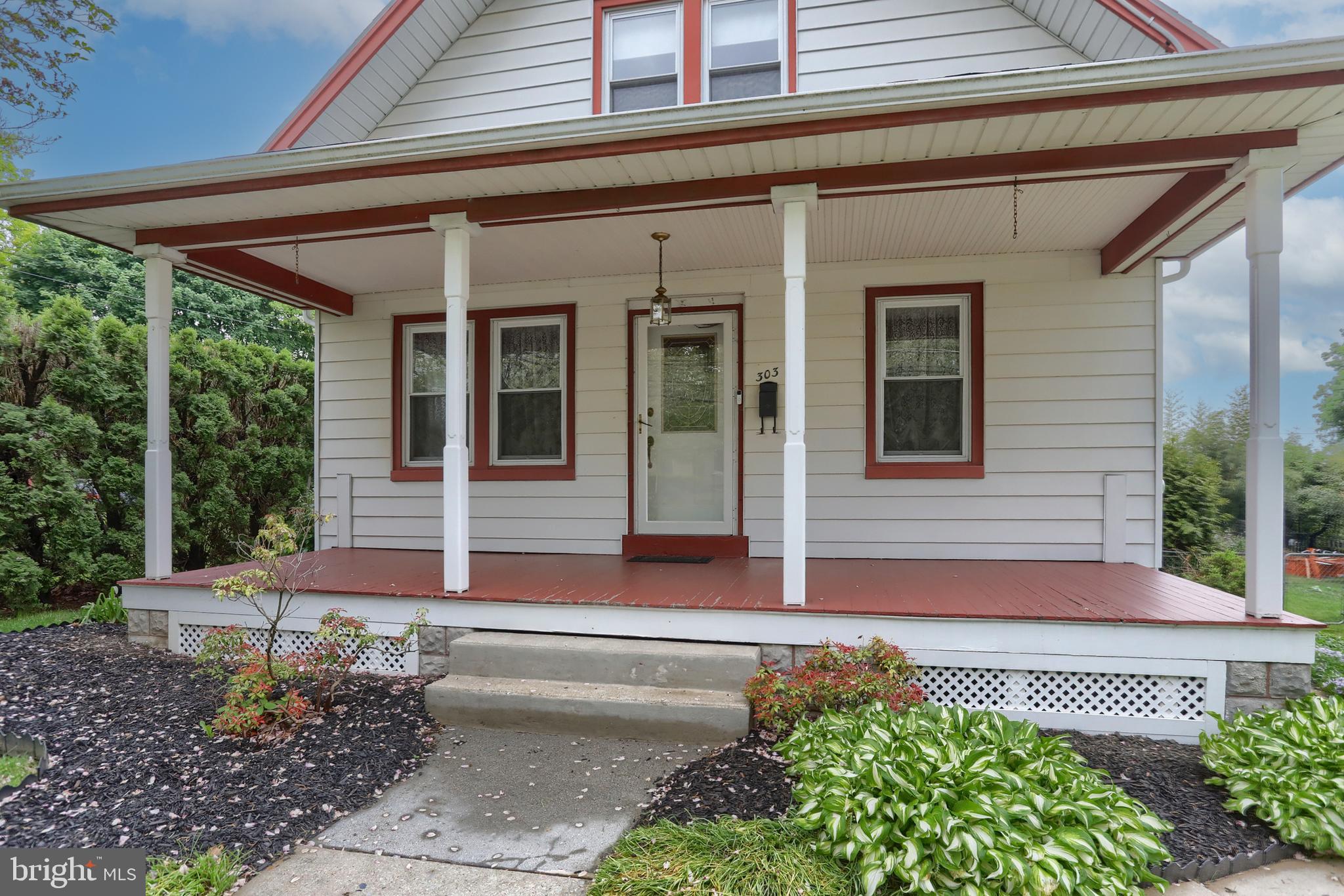 303 South 12th Street Lebanon, PA 17042 - Photo 3 of 32 Entry