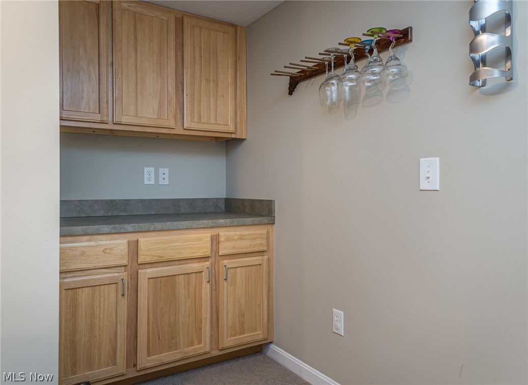 3894 Parkdale Road Cleveland, OH 44121 - Photo 27 of 35