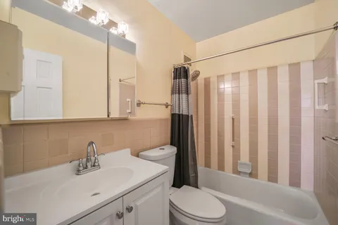 $475,000 | 2475 Virginia Avenue Northwest, Unit PH930, Washington, DC 20037
