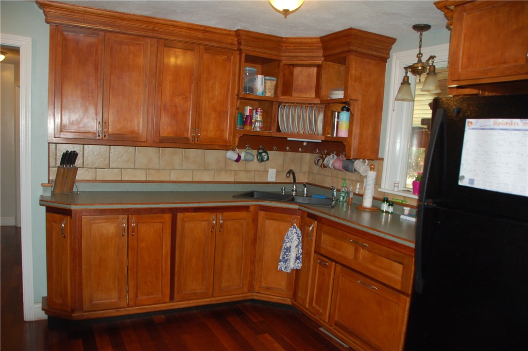 447 Gardiner Road Richmond, RI 02892 - Photo 3 of 20 Gallery Image 3