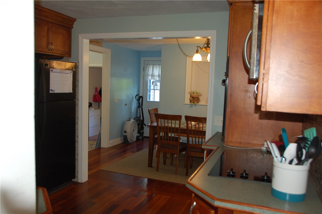 447 Gardiner Road Richmond, RI 02892 - Photo 5 of 20 Gallery Image 5