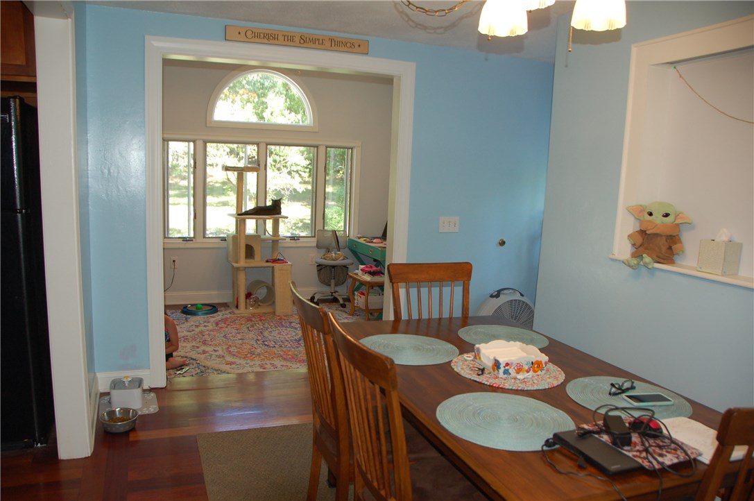 447 Gardiner Road Richmond, RI 02892 - Photo 7 of 20 Gallery Image 7