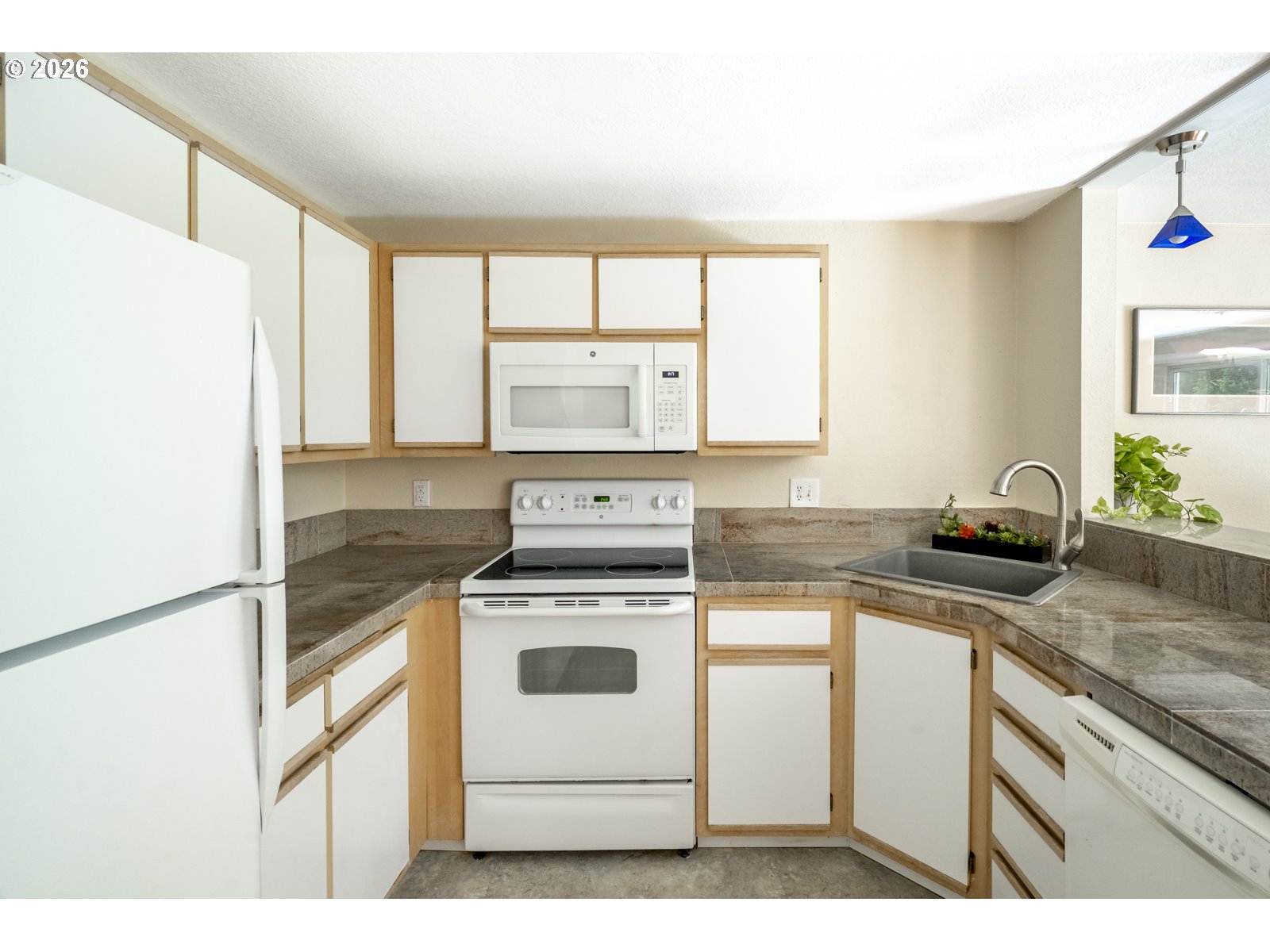 7310 Southeast Thiessen Road Milwaukie, OR 97267 - Photo 16 of 34
