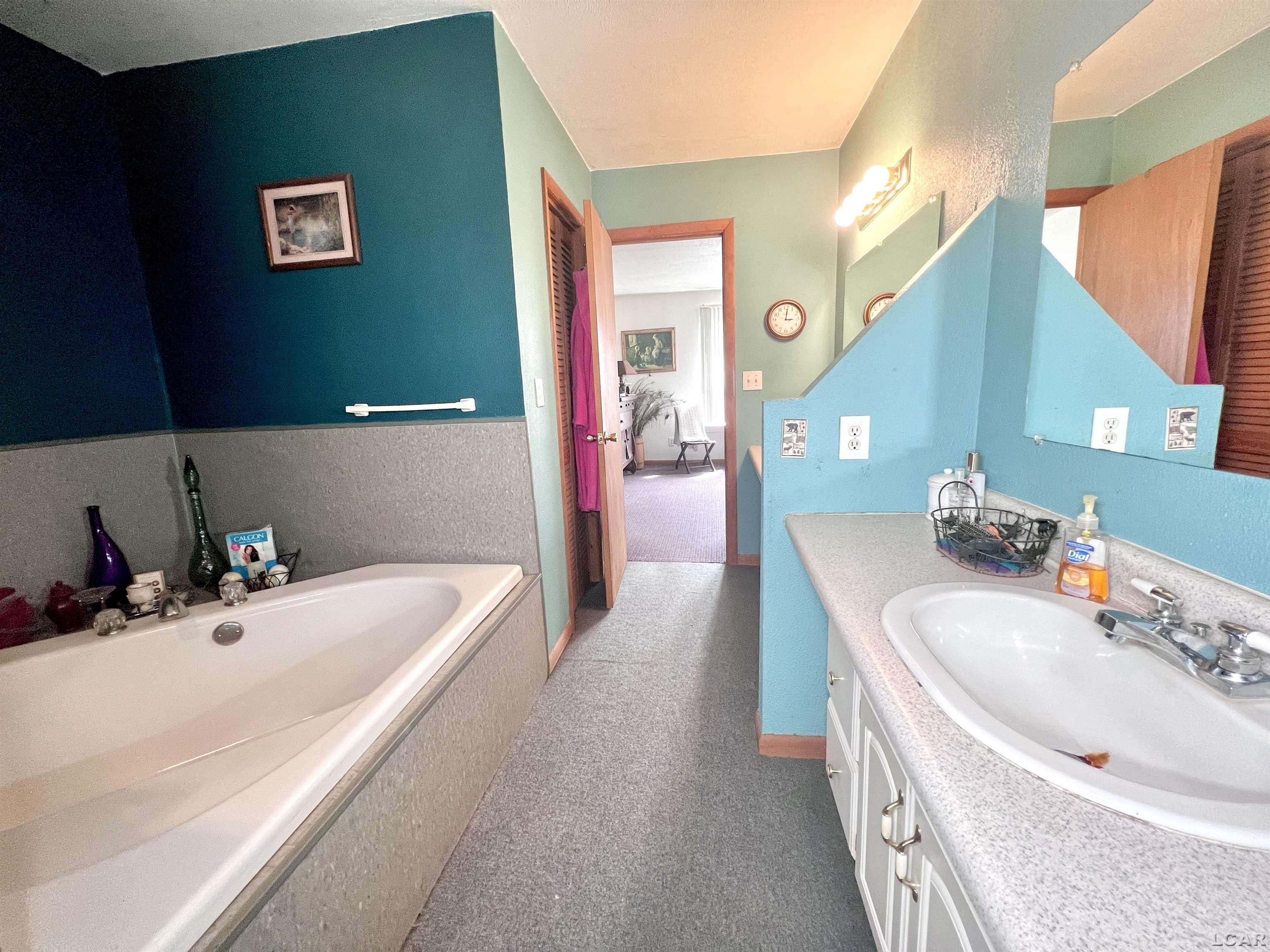 14524 O Harrow Road Addison, MI 49220 - Photo 36 of 43 50105509-36.JPG