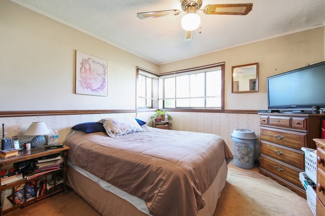 1005 Highmoor Road Lombard, IL 60148 - Photo 6 of 10