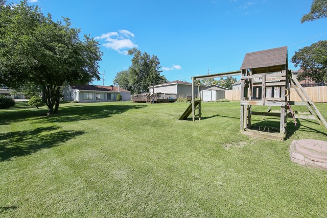 1005 Highmoor Road Lombard, IL 60148 - Photo 10 of 10