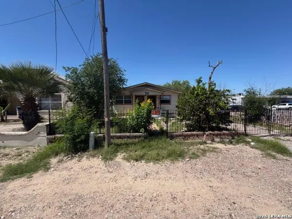 $130,000 | 1552 El Indio Highway, Eagle Pass, TX 78852