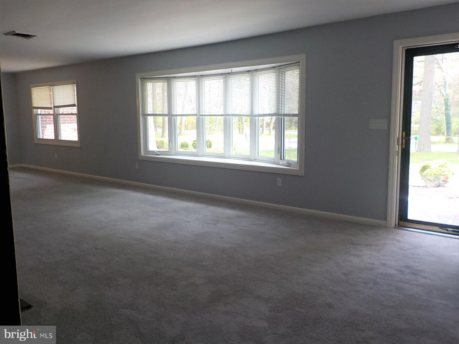 613 Twin Tree Road Salisbury, MD 21801 - Photo 6 of 35 Formal Living Room View 2