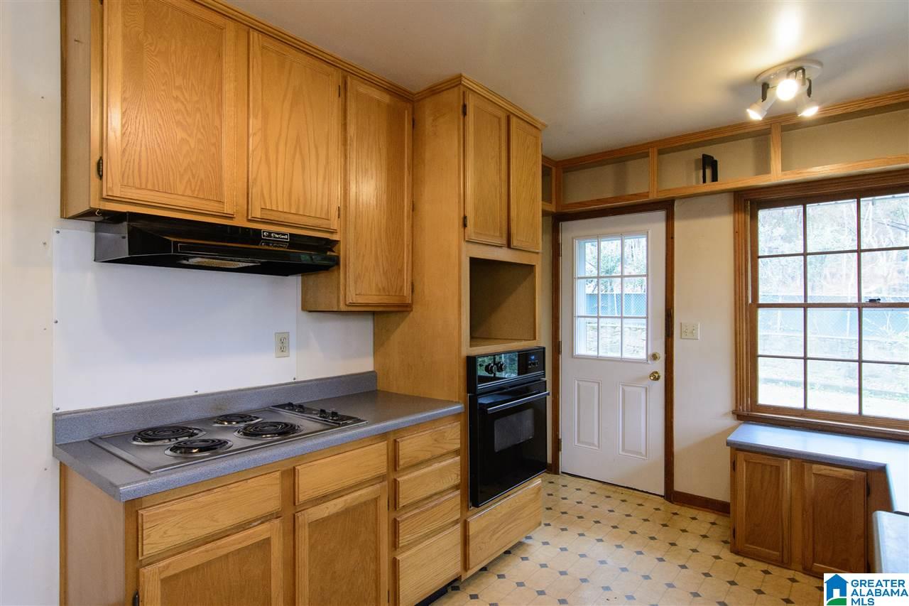 614 Warwick Road Birmingham, AL 35209 - Photo 11 of 30