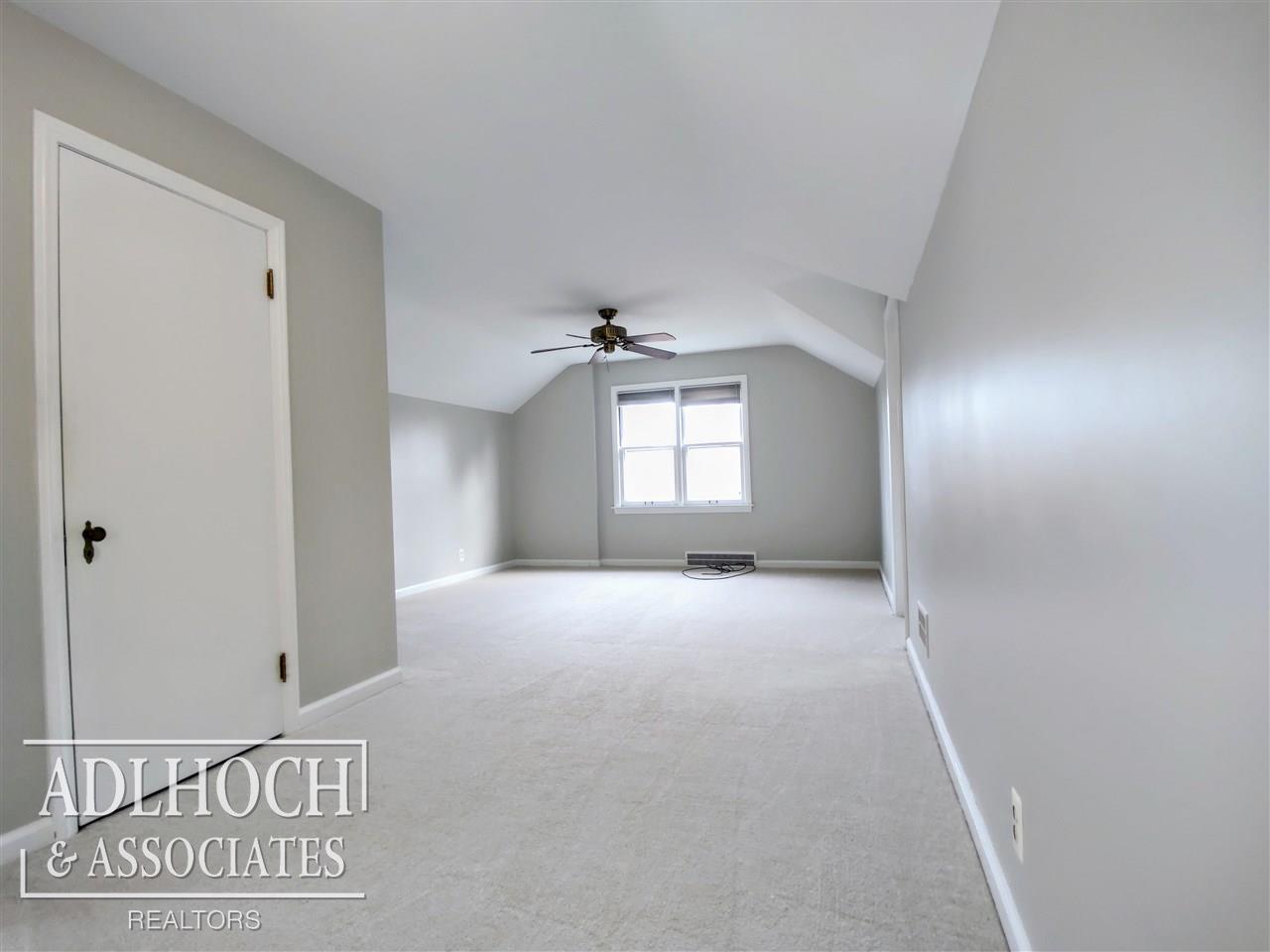 430 Touraine Road Grosse Pointe Farms, MI 48236 - Photo 12 of 18