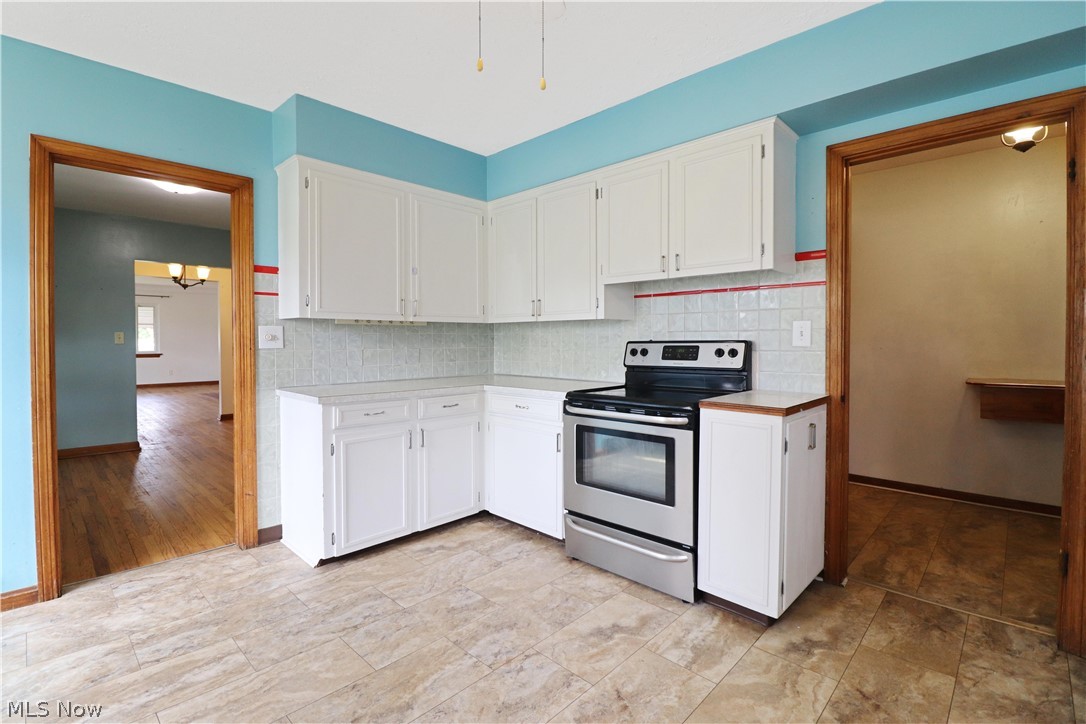 16476 Mayfield Road Huntsburg, OH 44046 - Photo 15 of 42 16476 kitchen
