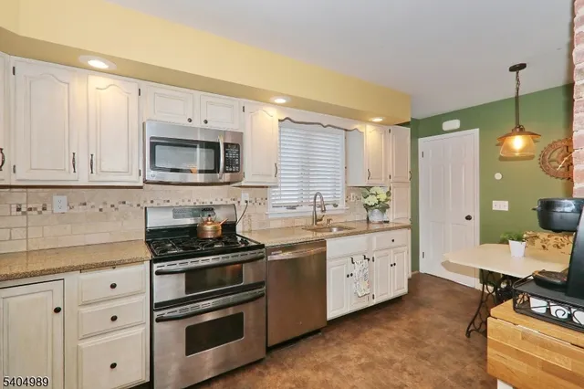 $699,000 | 34 Columbia Avenue, Cranford, NJ 07016