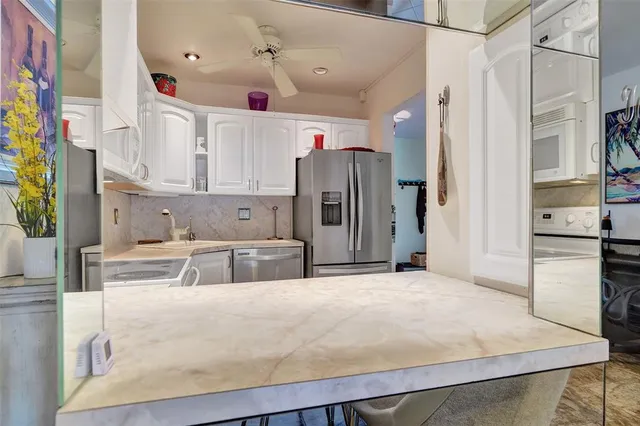 a view of the dinning table and chairs in the patio