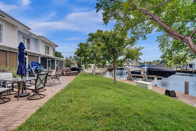 $395,000 | 2500 Northeast 36th Street, Unit 8, Lighthouse Point, FL 33064