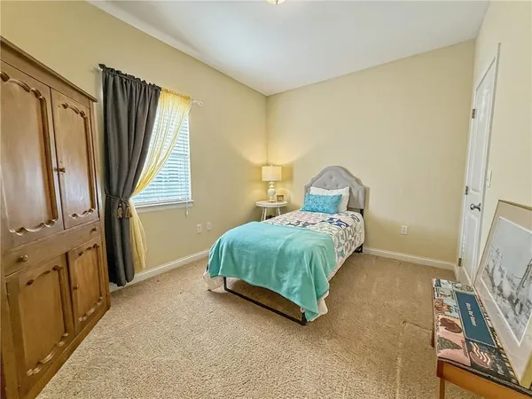 $389,900 | 1902 Walton Bend, Maryville, MO 64468