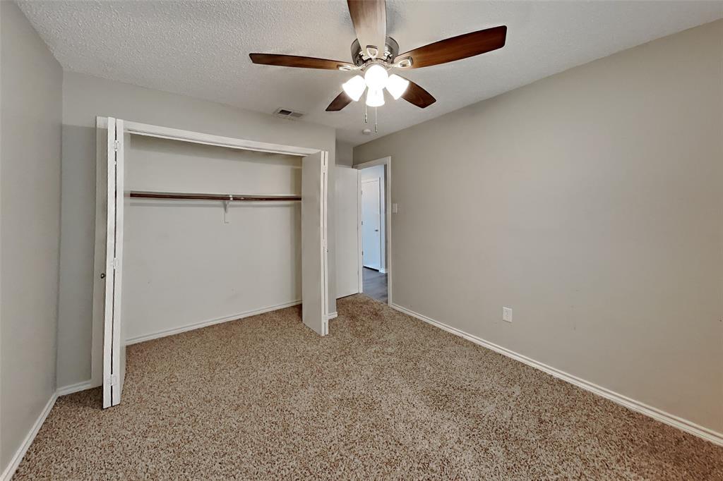 2211 Reverchon Drive Arlington, TX 76017 - Photo 11 of 19