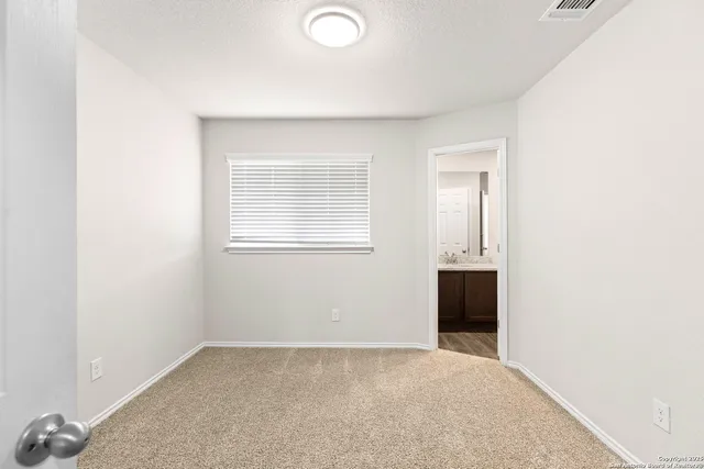 $1,750 | 5507 Haven Springs, Unit 1, Converse, TX 78109