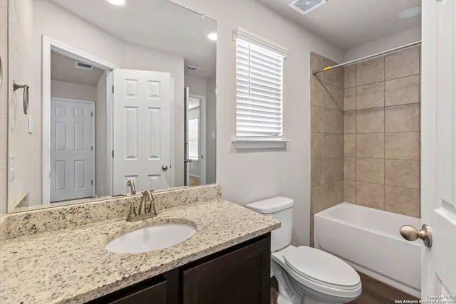 $1,750 | 5507 Haven Springs, Unit 1, Converse, TX 78109