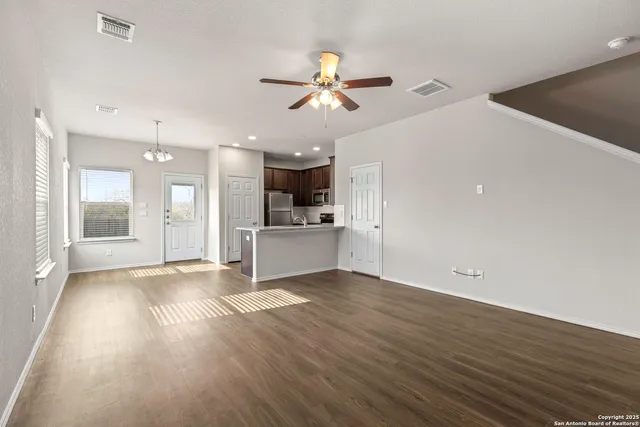 $1,750 | 5507 Haven Springs, Unit 1, Converse, TX 78109