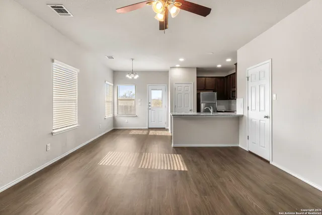 $1,750 | 5507 Haven Springs, Unit 1, Converse, TX 78109