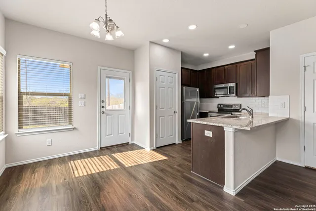 $1,750 | 5507 Haven Springs, Unit 1, Converse, TX 78109