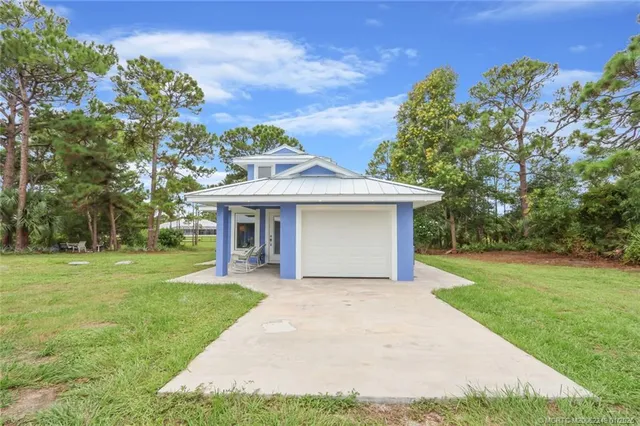 $3,200 | 64 Northeast Acacia Trail, Jensen Beach, FL 34957