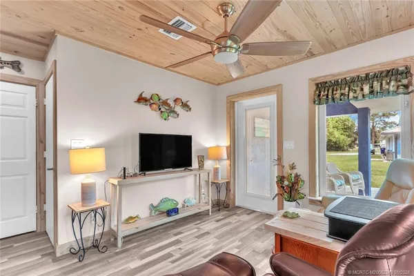 $3,200 | 64 Northeast Acacia Trail, Jensen Beach, FL 34957