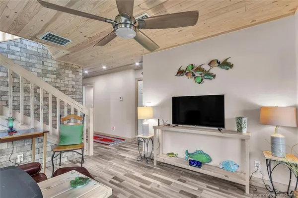 $3,200 | 64 Northeast Acacia Trail, Jensen Beach, FL 34957