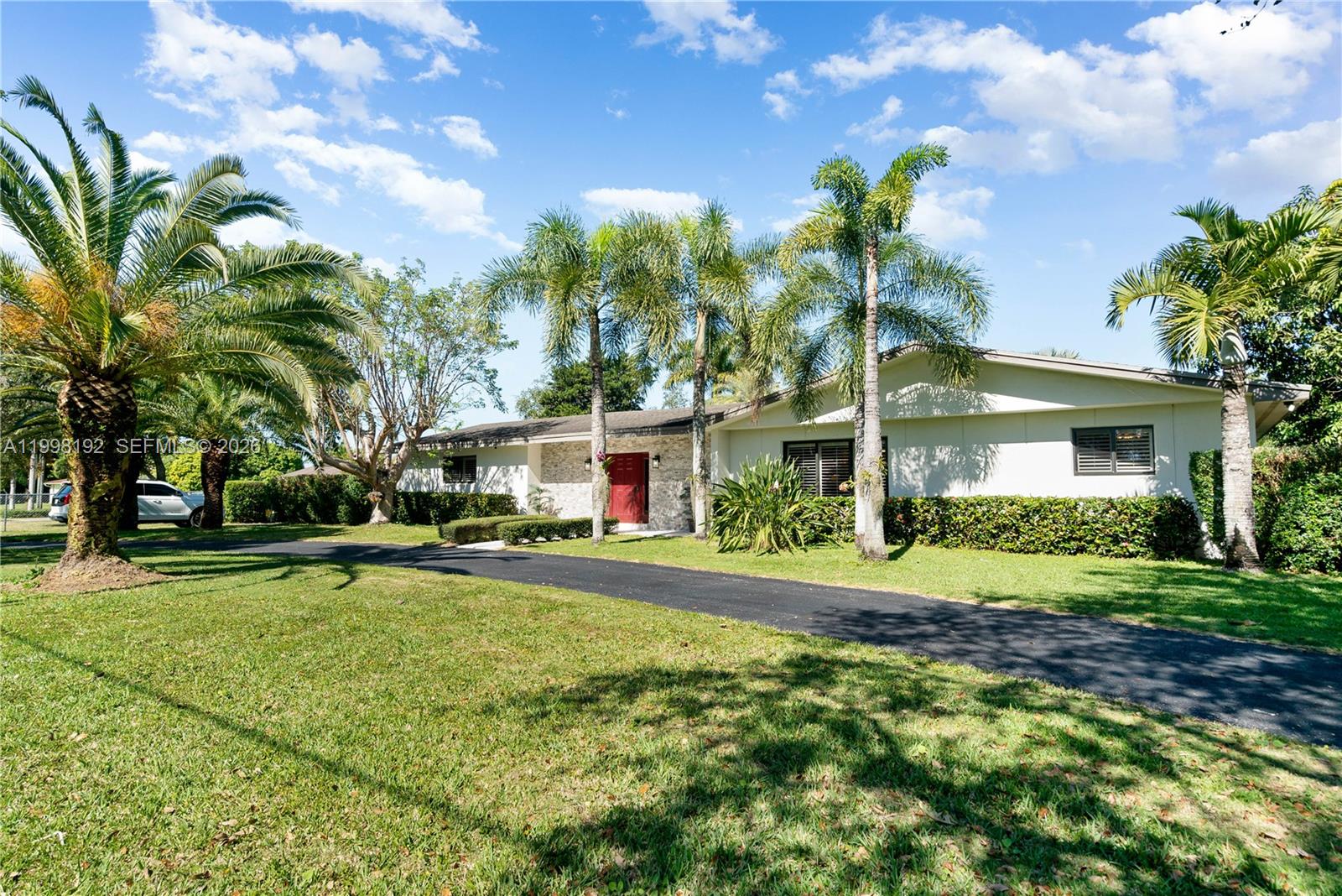 19305 Southwest 312th Street Homestead, FL 33030 - Photo 36 of 41