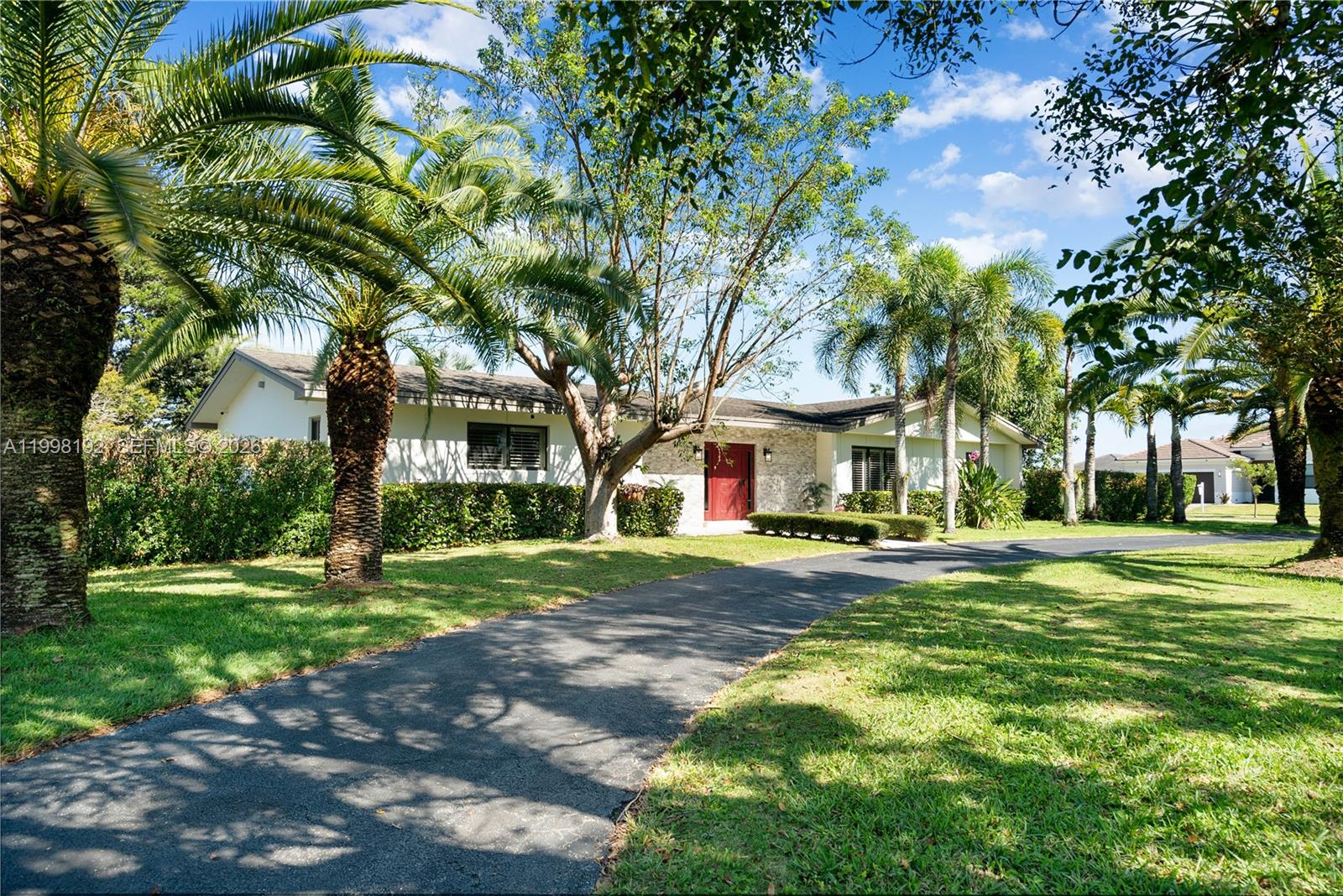 19305 Southwest 312th Street Homestead, FL 33030 - Photo 7 of 41